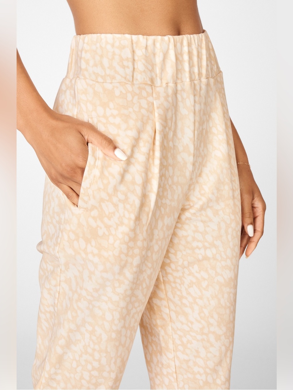 Fabletics Close Slim Sweatpant Cream Leopard High Rise Joggers